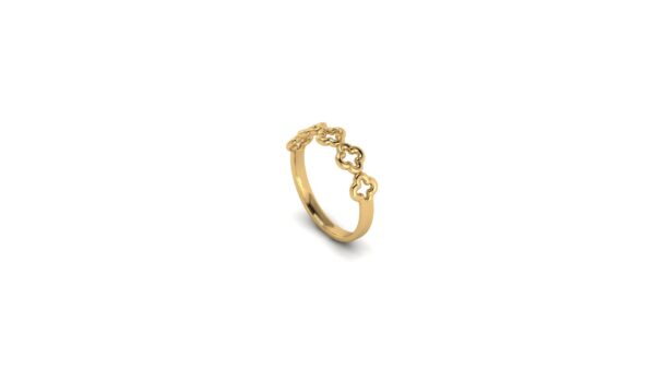 The Maki Gold Clover Ring